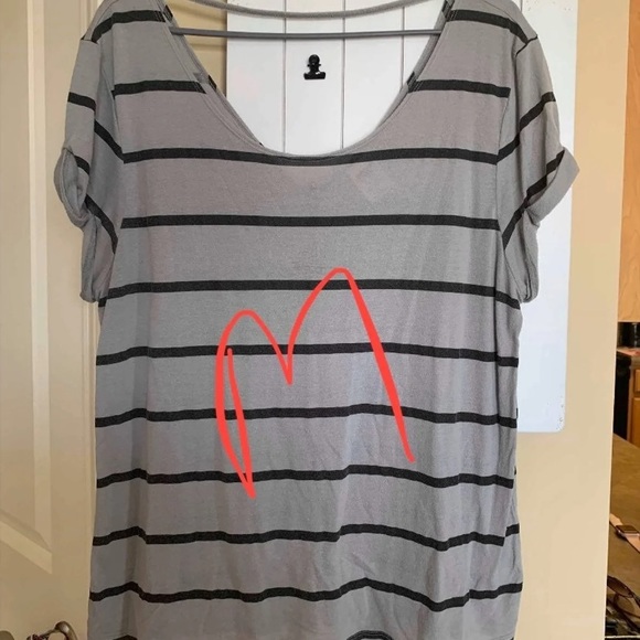 Victoria secret top - Picture 2 of 2